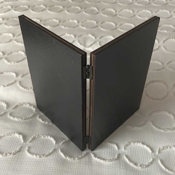 Kim Anderson First Kiss Photo Frame - Picture 4 of 5